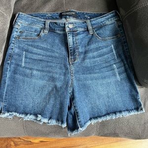 Women’s Liverpool Shorts